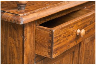 Vetrina credenza in legno massello di tiglio finit