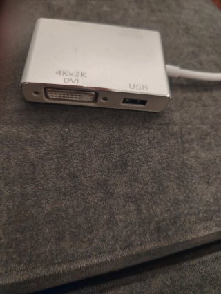 Adaptador a USB 4K HDMI DVI VGA