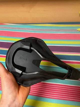 Sillín Fizik Vento Argo R3 Negro