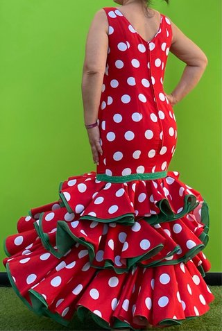 Traje de flamenca talla 40-42 elastico