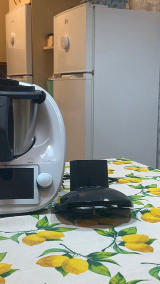 Vendo thermomix  tm6 sin casi uso. Con garantia