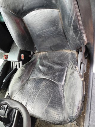 Nissan Terrano II 2004
