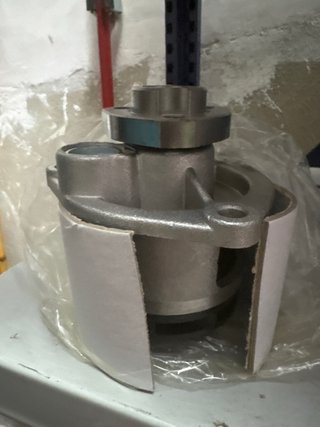 Bomba de agua DOLZ Opel Astra G