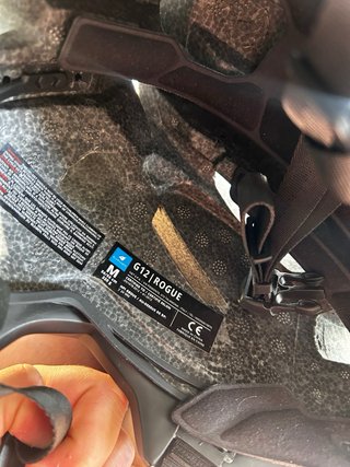 Casco Bluegrass Rogue Talla M