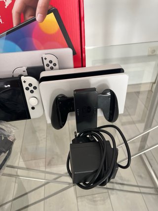 ¡NUEVA! Nintendo Switch OLED + Accesorios
