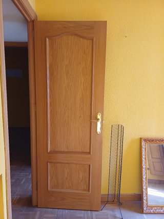 Puertas de  madera roble