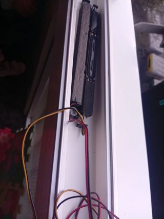 Par altavoces Samsung UE40C5100