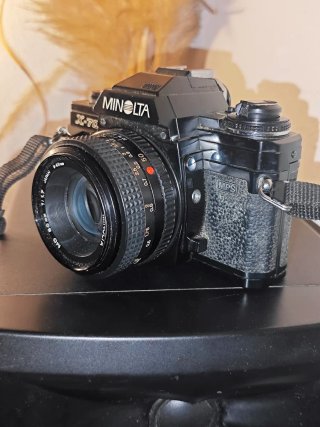Minolta x700 + obiettivo 50mm
