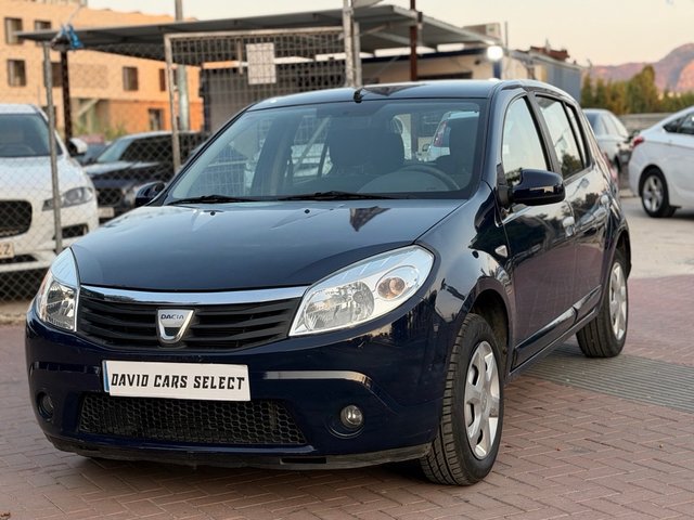 Dacia Sandero 2010