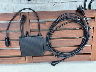 Microinversor Solar 500W hoymiles