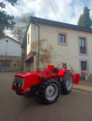 Tractor Antonio carraro tigrone 7000
