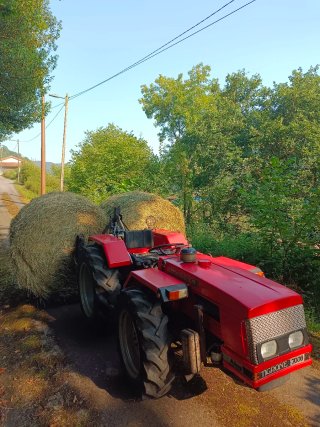 Tractor Antonio carraro tigrone 7000