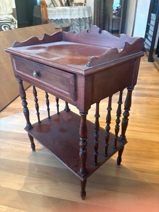 Venta de muebles, decoración y antigüedades.