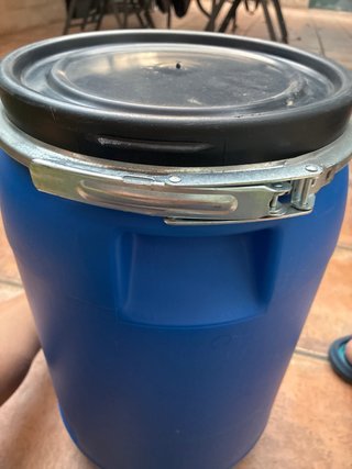 Bidón plástico azul 30 litros