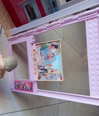 Casa Barbie con 2 muñecas