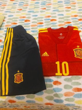 Equipacion España Niño