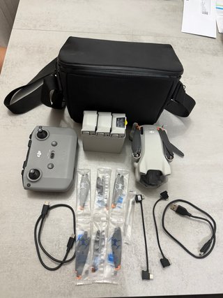 Dron DJI Mini 3  Muy poco uso esta como nuevo