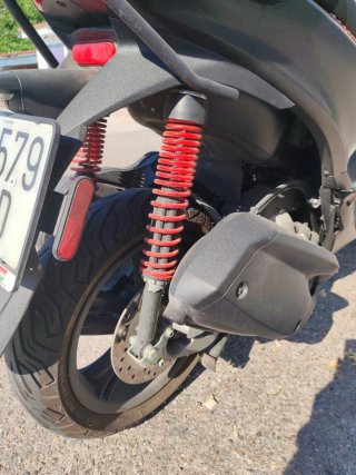 Piaggio MP3 300 HPE Sport Negra
