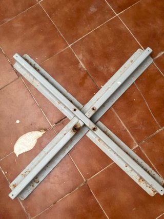 Base para parasol atornillable