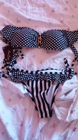 Elegante bikini due pezzi firmato Power Flower