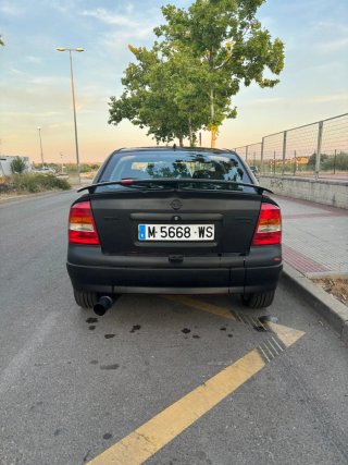 Opel Astra 1998