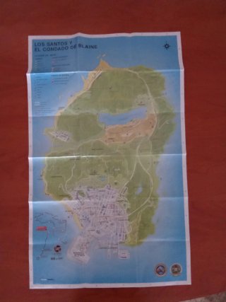GTA V PS4 + mapa
