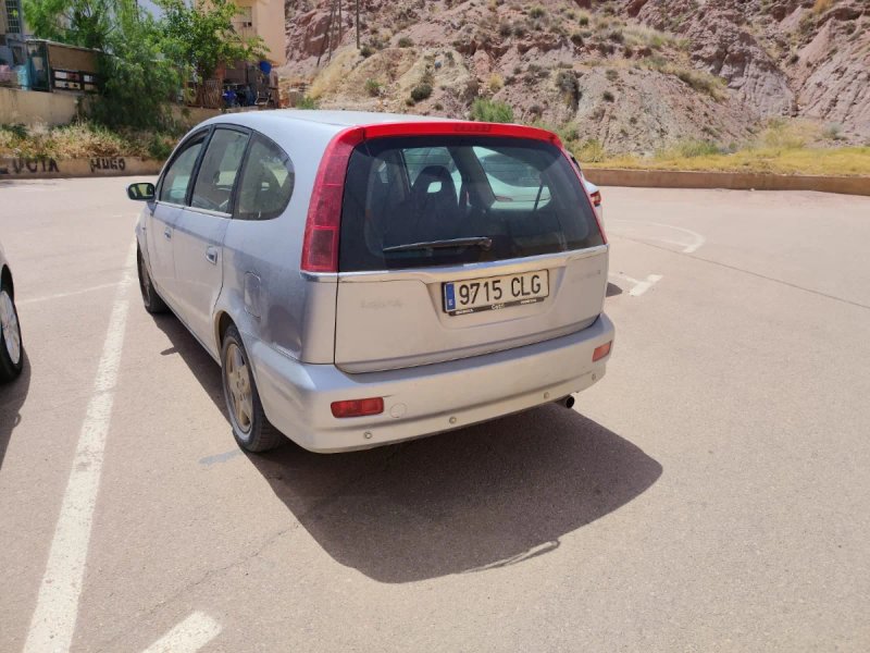 Honda Stream 2003 - foto 1
