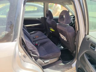 Honda Stream 2003