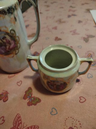Antica caffetteria in porcellana