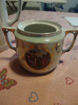 Antica caffetteria in porcellana