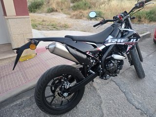 Rieju MRT 125 LC Supermotard SE CAMBIA