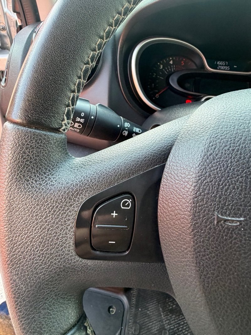 Nissan NV300 2021, foto 17