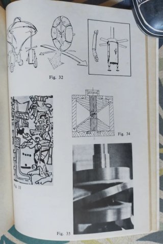 1* edición. El libro de los antiguos astronautas.