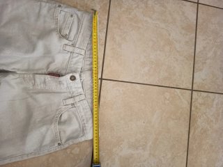 Dsquared2 Jeans Bianchi - Un difetto