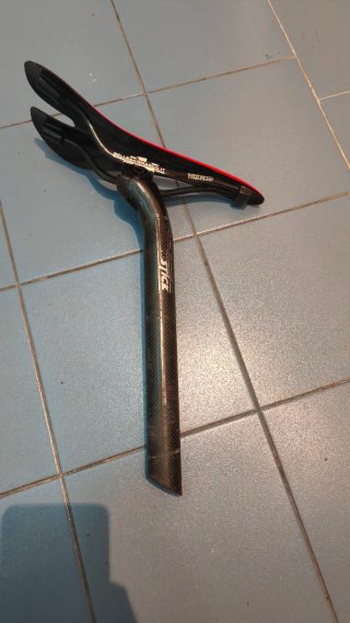 Tija sillín carbono Deda Black Stick 31,6mm