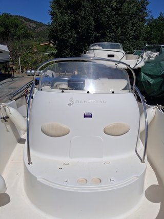 Barca beneteau fliyer 550 open