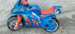 Correpasillos moto Spiderman