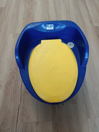 Orinal infantil portátil PLAY azul y amarillo