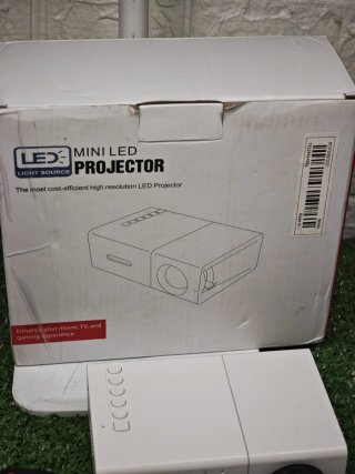 Mini Proyector LED Blanco