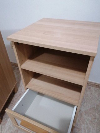 Cassettiera con un cassetto serie Aneboda di IKEA
