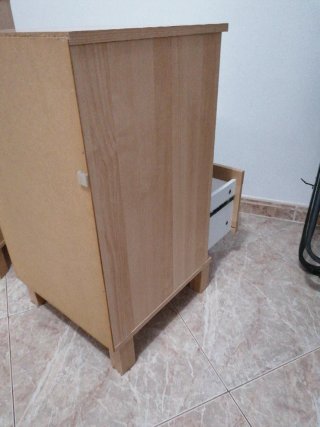 Cassettiera con un cassetto serie Aneboda di IKEA