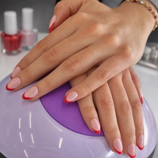 MANICURA SEMIPERMANENTE  A DOMICILIO EN LINARES