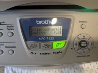 Stampante, fax, copiatrice e scanner Brother MFC-7420