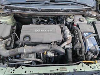 Opel Astra 2013