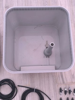 Sistema de riego por goteo interior