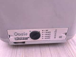 Sistema de riego por goteo interior