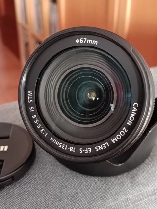Canon EF-S 18-135mm f/3.5-5.6 IS STM