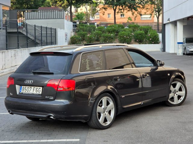 Audi A4 170CV SLINE 4X4