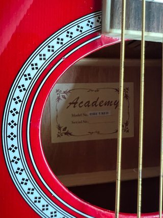 Guitarra Electroacústica Roja Academy
