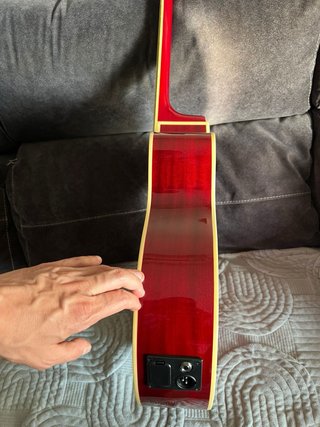 Guitarra Electroacústica Roja Academy
